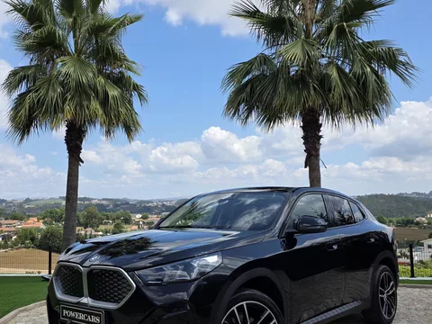 BMW iX2 eDrive20