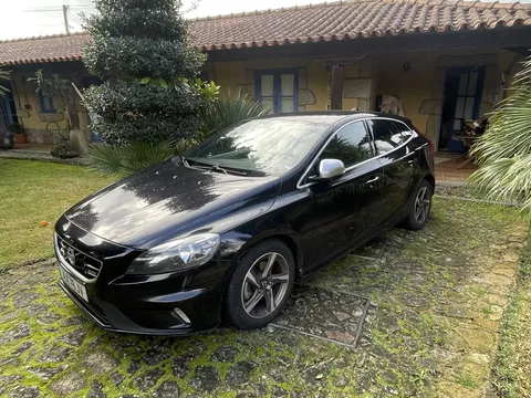 Volvo V40 D2 R Design