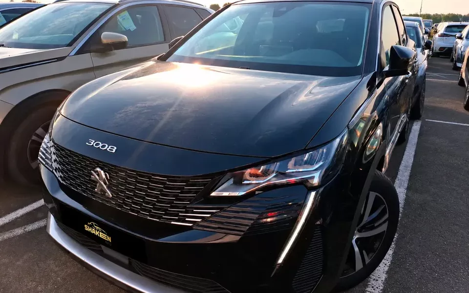 Peugeot 3008 225 e-EAT8 Allure Pack