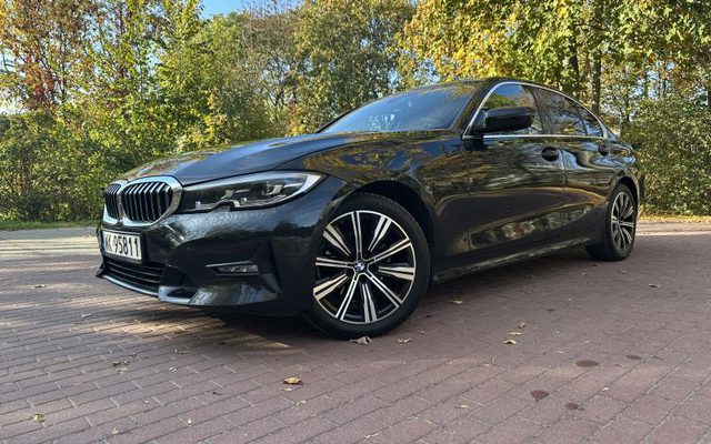 BMW SERIA 3 2022