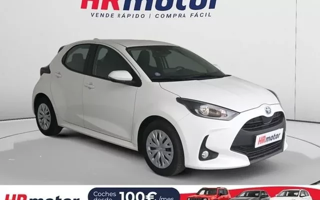 TOYOTA Yaris Yaris 120H 1.5 Business Plus