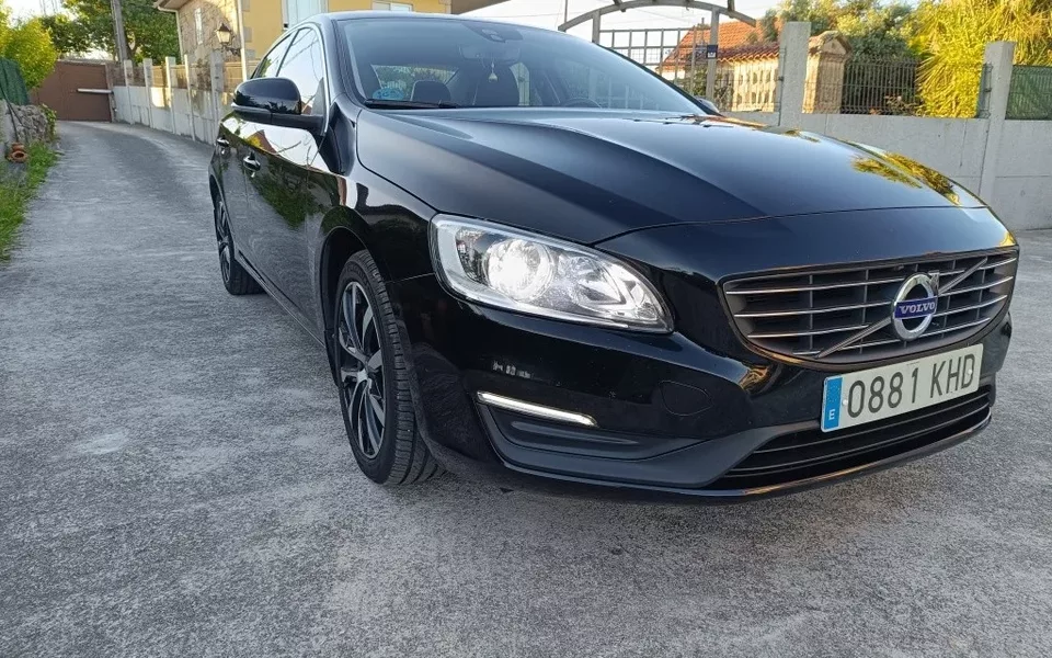 VOLVO S60 S60 D3 Momentum 150