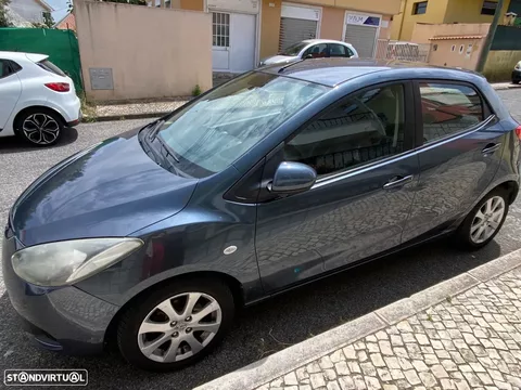 Mazda 2