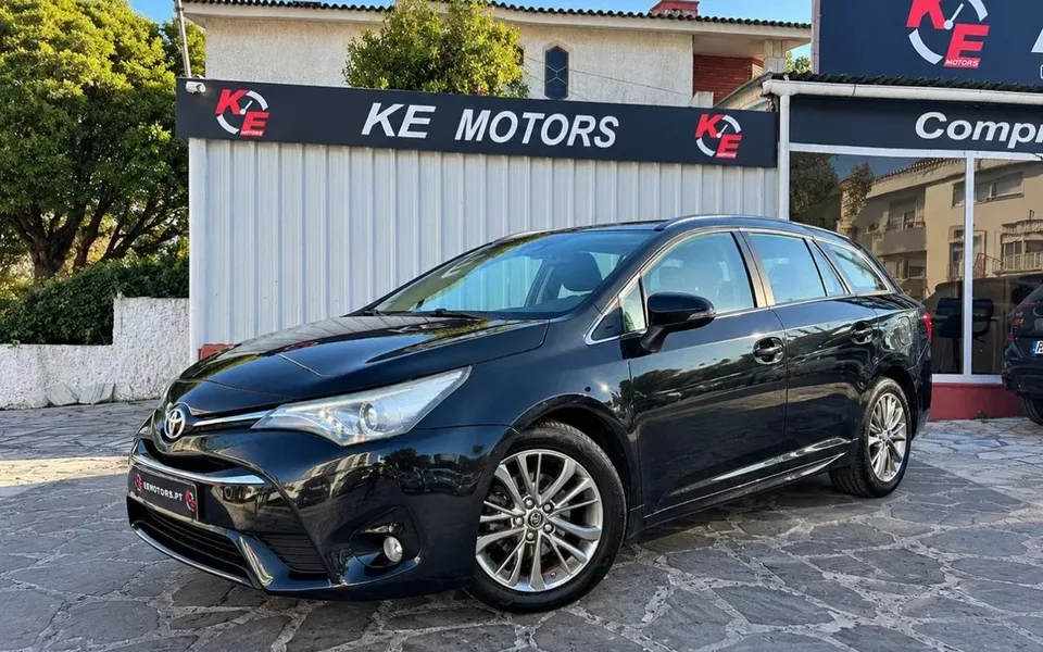 Toyota Avensis Touring Sports 1.6 D-4D Exclusive