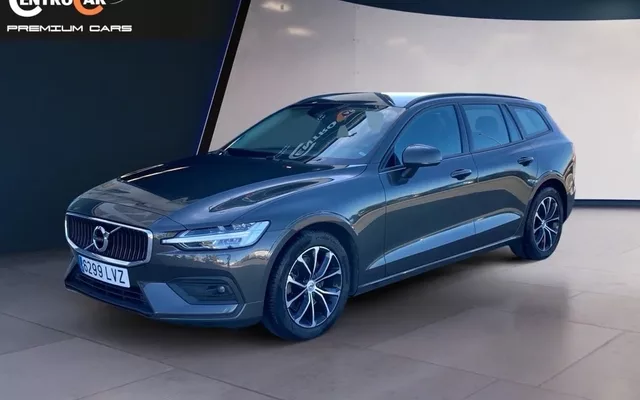 VOLVO V60 2.0 B4 (D) Essential Auto