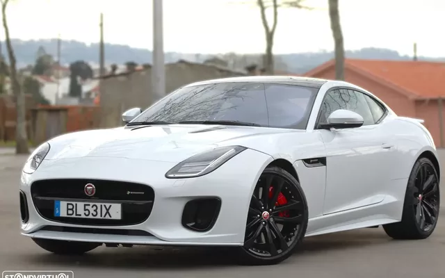 Jaguar F-Type 2.0 i4 R-Dynamic Black
