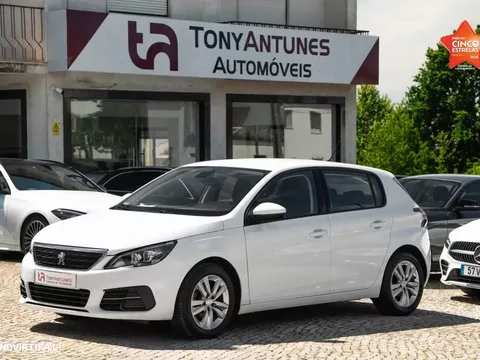 Peugeot 308 1.5 BlueHDi Business Line
