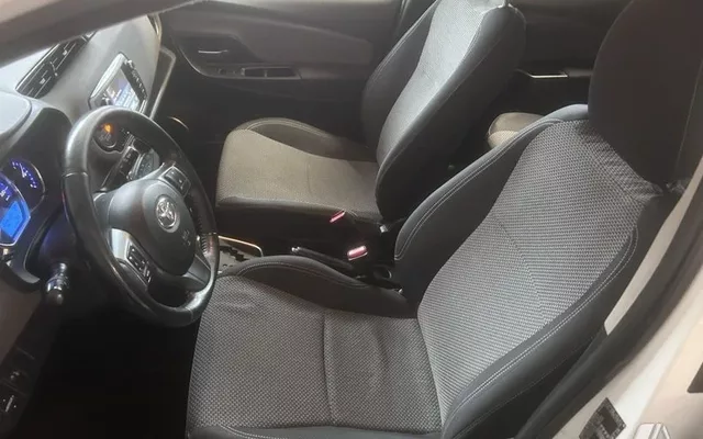 TOYOTA Yaris Yaris Hybrid 1.5 Active