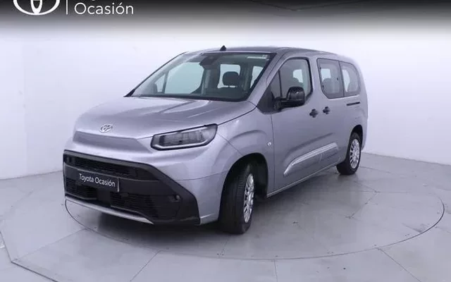 TOYOTA Proace City Verso Family EV L2 50kWh 136CV Active