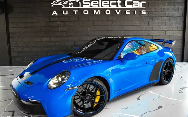 Porsche 911 (992)