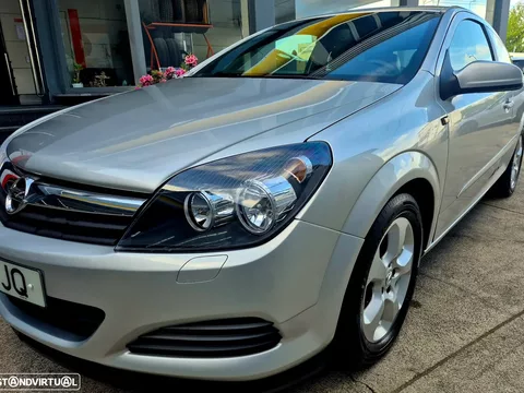 Opel Astra GTC 1.9 CDTI DPF Sport