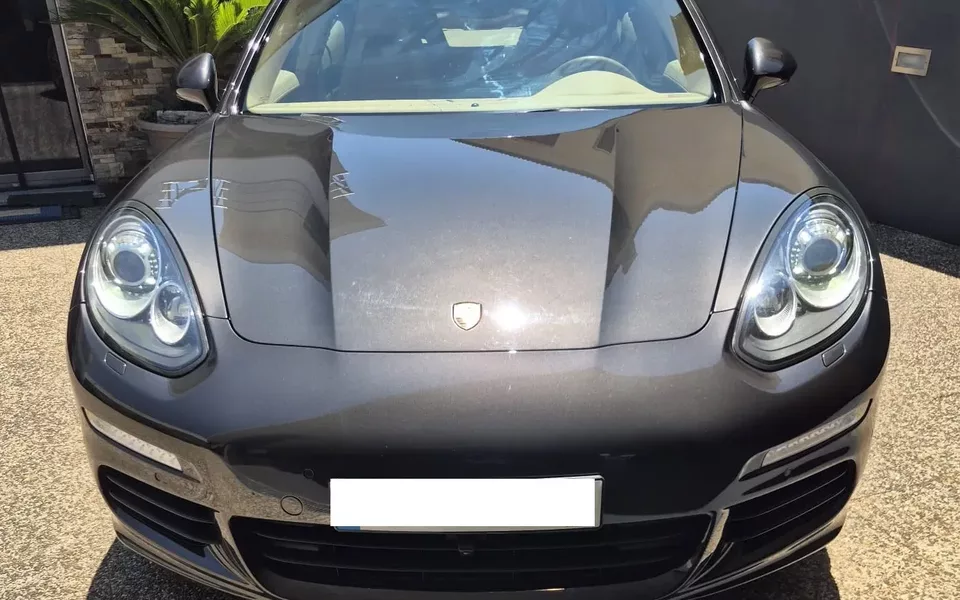 Porsche Panamera S E-Hybrid