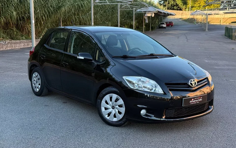 Toyota Auris 1.4 D-4D Sol DPF