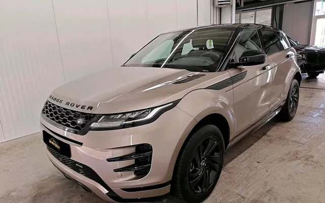 Land Rover Range Rover Evoque P300e R-Dynamic SE