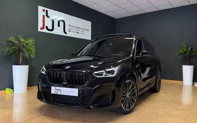 BMW iX1 xDrive30 Pack Desportivo M Pro