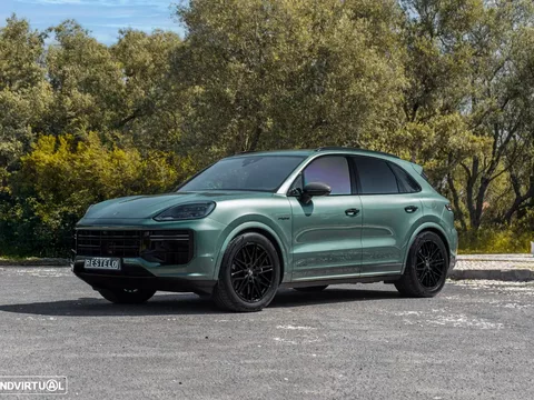Porsche Cayenne Turbo E-Hybrid Tiptronic S