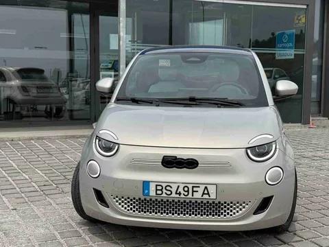 FIAT - 500E - 500e 42 kWh Giorgio Armani Collector´s Edition