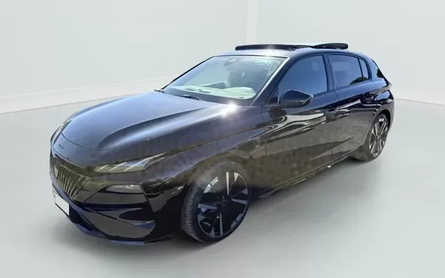 Peugeot 308 Hybrid 145 e-DCS6 GT Zéro km immatriculé