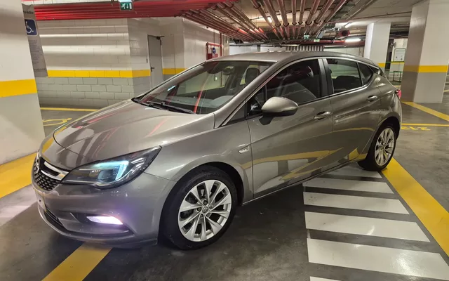 Opel Astra 1.0 Dynamic Sport S/S