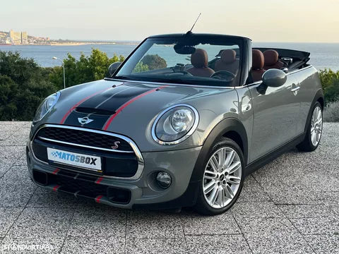 MINI Cabrio Cooper S Sidewalk