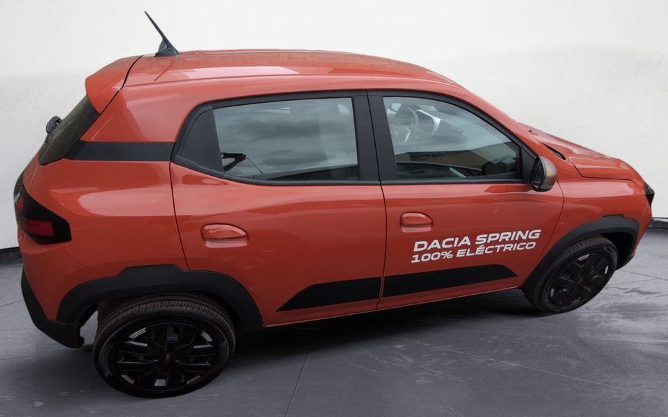 Dacia Spring Extreme Electric 48kW (65CV)