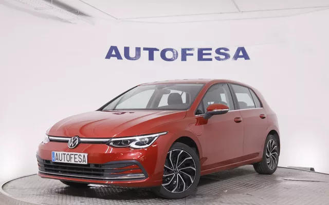Volkswagen Golf 1.4 TSI E-HYBRID DSG STYLE AUTO 204CV 5P # NAVY, PARKTRONIC