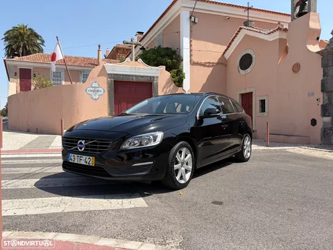Volvo V60 2.0 D2 Momentum