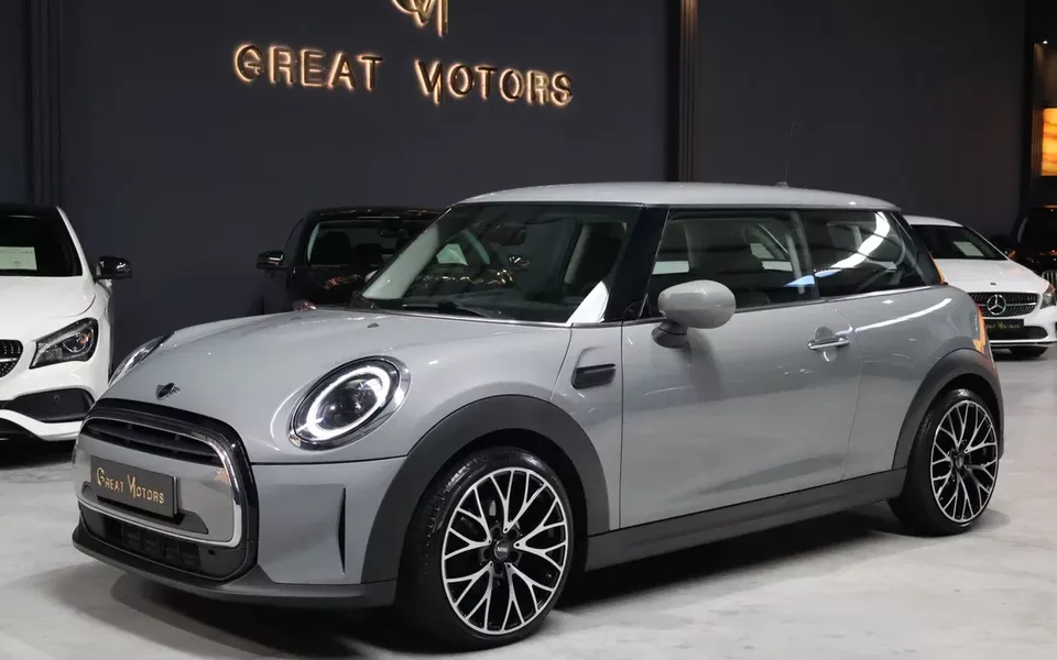 MINI 3 Portas Cooper Essential