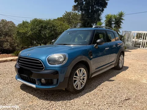 MINI Countryman One D