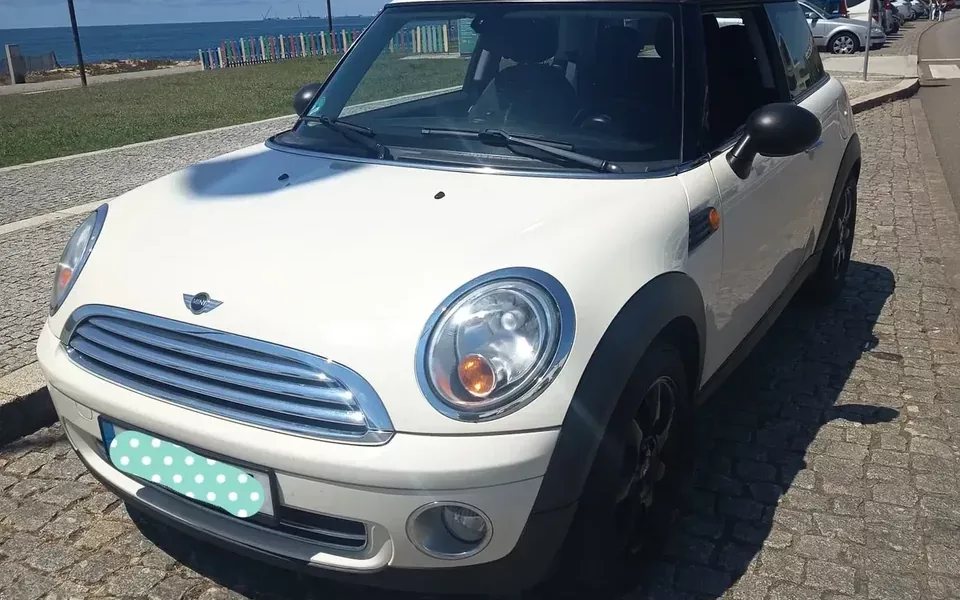 MINI 3 Portas One
