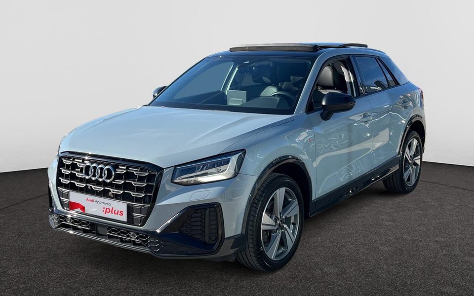 AUDI Q2 S-LINE PANODAK AUTOMAAT 150PK CAMERA CARPLAY SENSOREN