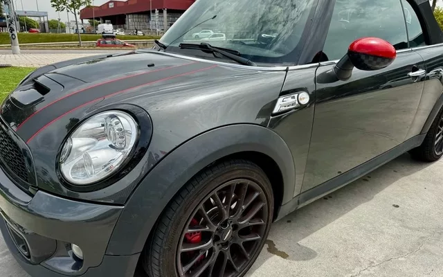 MINI Mini Mini Cabrio John Cooper Works
