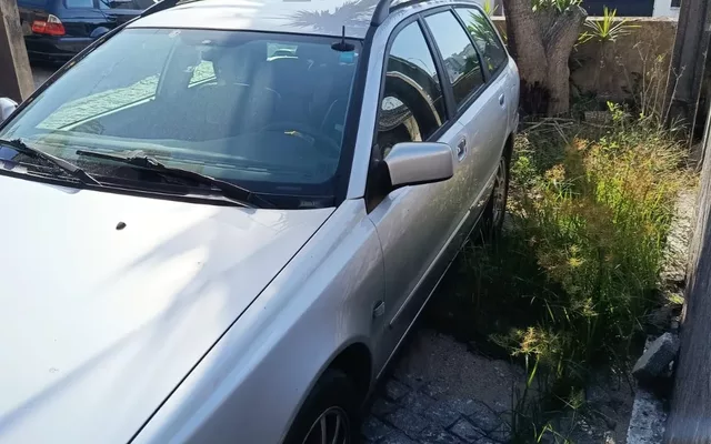 Volvo V40 1.9 D CR