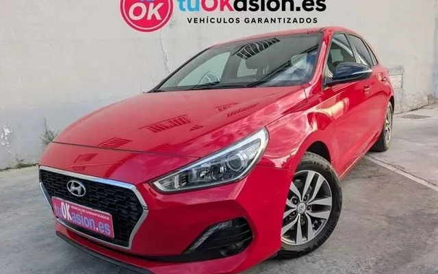 HYUNDAI i30 5p 1.0 T-GDi 88 kW - 11900€ en Zamora