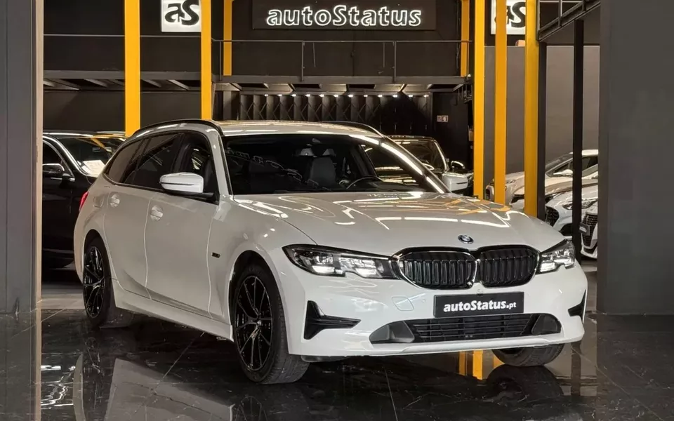 BMW 320 e Line Sport Auto