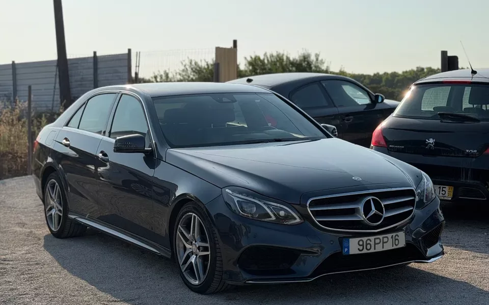 Mercedes-Benz E 300 BLUETEC Hybrid Avantgarde
