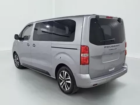 Peugeot Traveller Traveller M Diesel 180 ch Automatique Business Pack Zéro km immatriculé