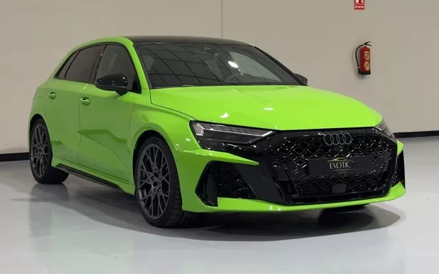 AUDI A3 RS3 Sportback quattro S tronic 294kW