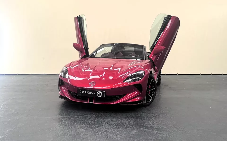 MG Cyberster 77 kWh GT