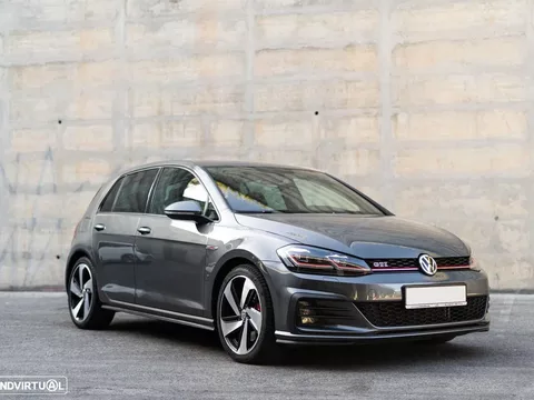 VW Golf 2.0 TSI GTI DSG Performance