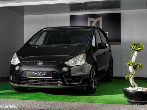 Ford S-Max 2.0 TDCi DPF Titanium