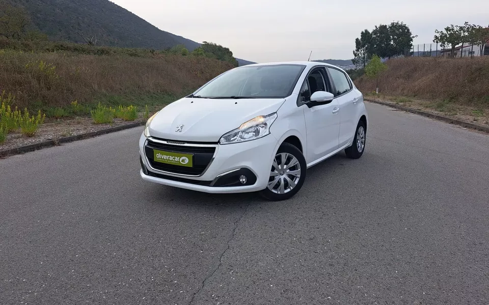 Peugeot 208 BlueHDi 100 Active