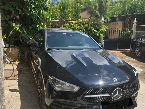 Mercedes-Benz CLA 250 e