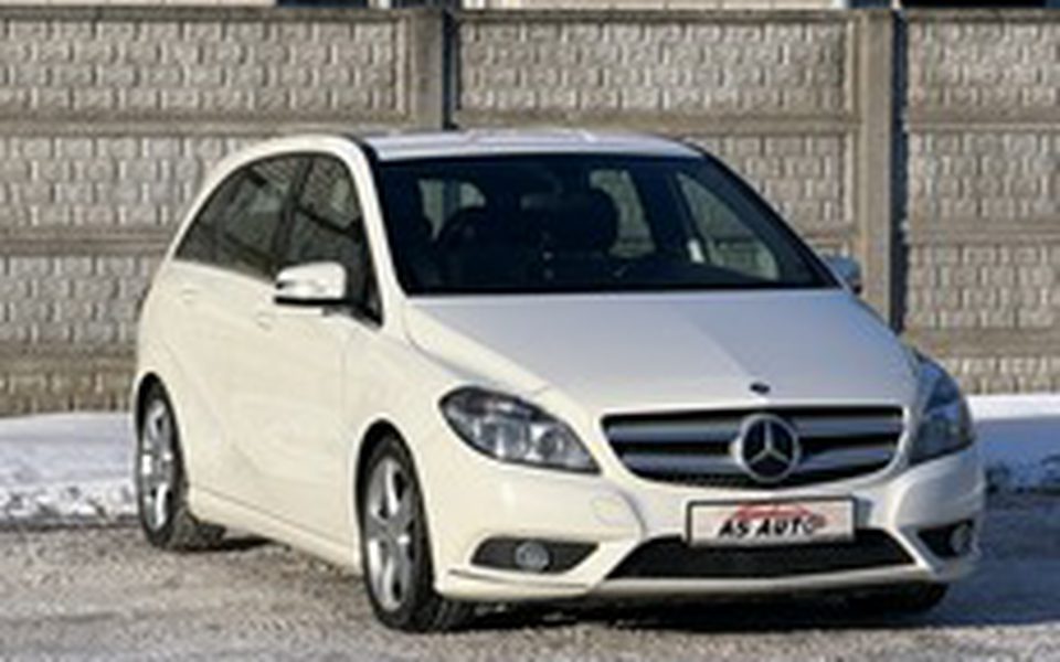 Mercedes B 180 W246 1.8dm³ 109KM