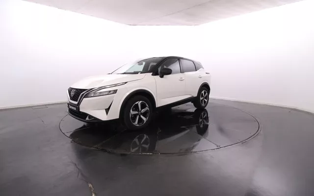 Nissan Qashqai 1.3 MHEV DIG-T N-Connecta 140cv LED / Two Tone