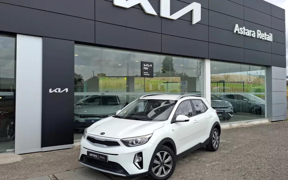 Kia Stonic 1.2 by FILA