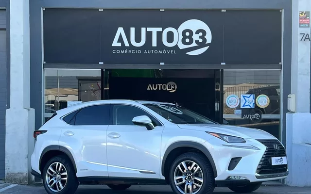 Lexus NX 300h Executive+
