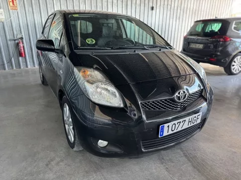 TOYOTA Yaris Yaris 1.4D-4D Connect