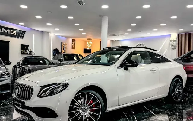 MERCEDES-BENZ Clase E E Coupé 220d 4Matic 9G-Tronic