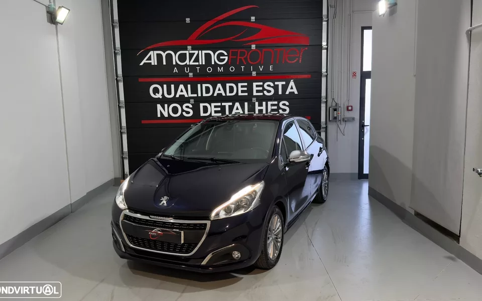 Peugeot 208 1.2 PureTech Signature